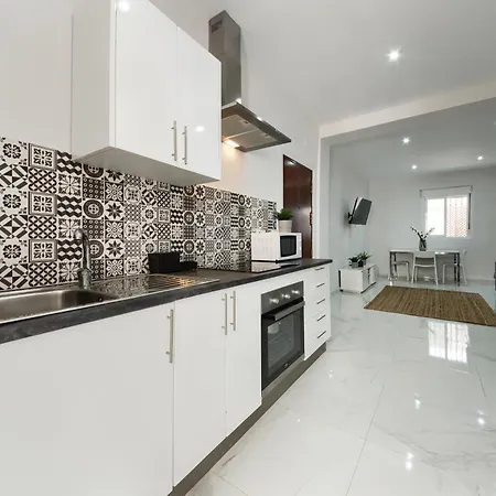 Venezuela - Playa La Caleta *